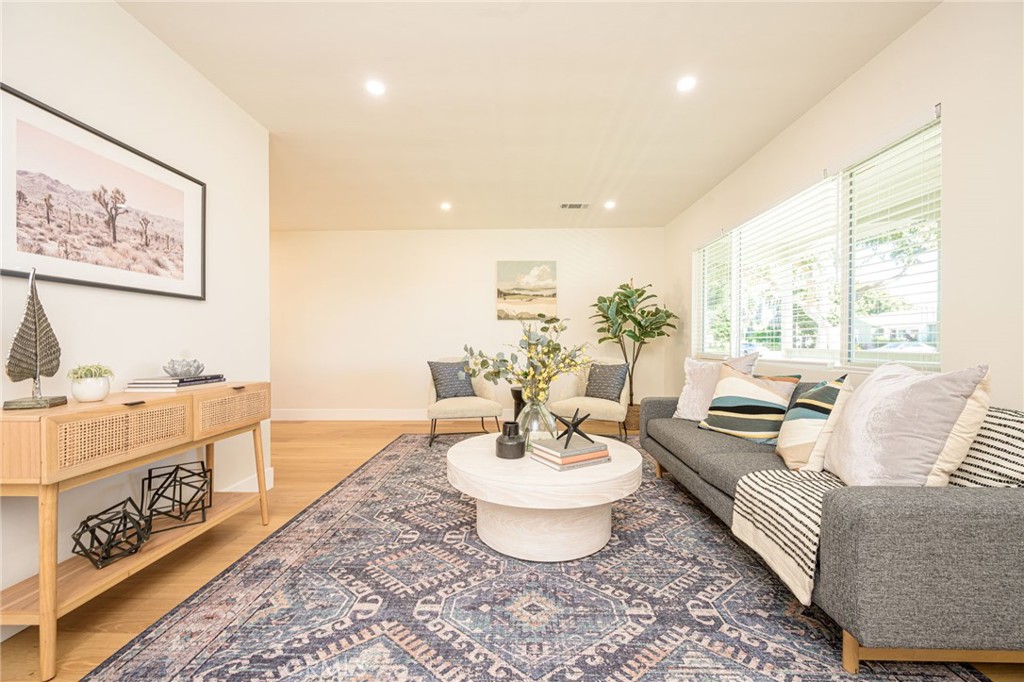 MLS #DW25266008 image #11