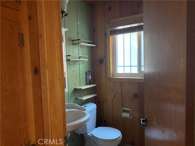 Detail Gallery Image 43 of 57 For 5180 Lone Pine Canyon, Wrightwood,  CA 92397 - 4 Beds | 2 Baths