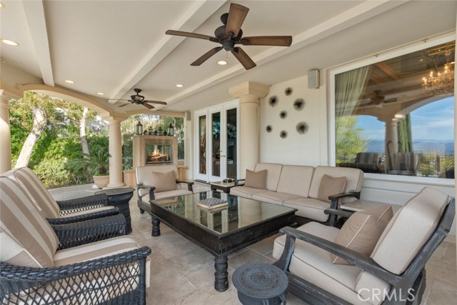 3724 Winford Drive, Tarzana CA: https://media.crmls.org/medias/1a530e77-e612-40ca-b953-6ca99142a842.jpg
