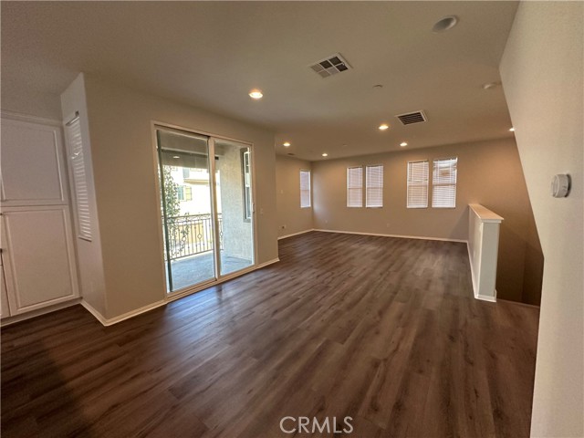 Detail Gallery Image 11 of 22 For 6329 Norma Ct, Corona,  CA 91752 - 3 Beds | 2/1 Baths