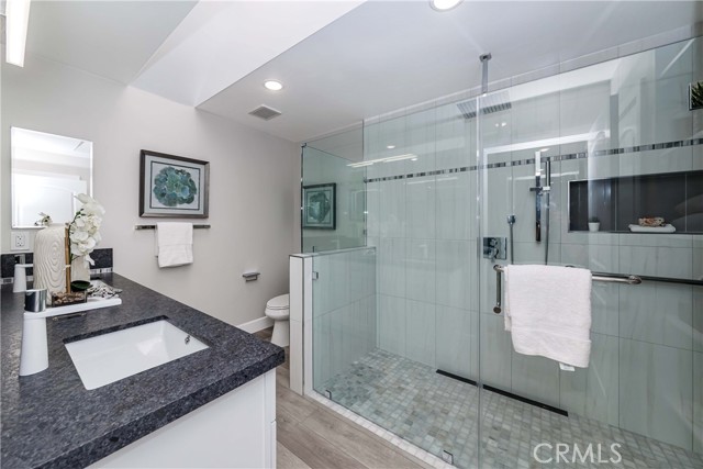 Detail Gallery Image 23 of 39 For 5538 via La Mesa #B,  Laguna Woods,  CA 92637 - 3 Beds | 2 Baths