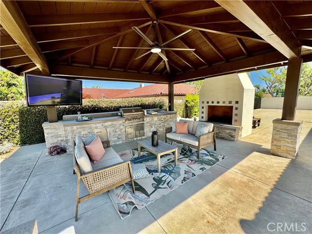 675 W Clark Street, Upland CA: https://media.crmls.org/medias/1a5448b7-9538-43b2-92cc-a8c6e6189ad6.jpg