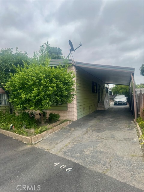 Detail Gallery Image 5 of 41 For 12700 Elliott Ave #406,  El Monte,  CA 91732 - 3 Beds | 2 Baths