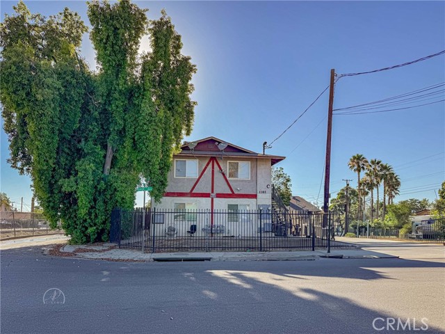 Detail Gallery Image 2 of 19 For 1102 Gage St, Bakersfield,  CA 93305 - – Beds | – Baths