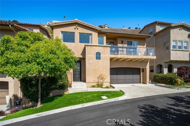 Detail Gallery Image 2 of 29 For 997 Canyon Lane, Pismo Beach,  CA 93449 - 3 Beds | 2 Baths