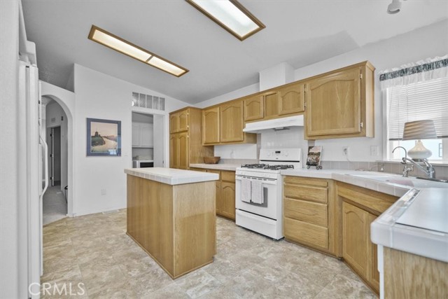 3057 S Higuera Street, San Luis Obispo CA: https://media.crmls.org/medias/1a5650f8-7486-4dcb-baaa-b85bb5451e5d.jpg