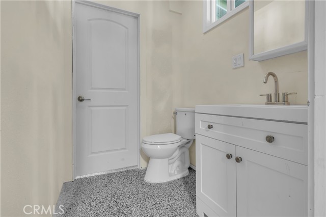 959 Rodeo, Fullerton CA: https://media.crmls.org/medias/1a56905f-a98b-447a-bea5-165710d819eb.jpg