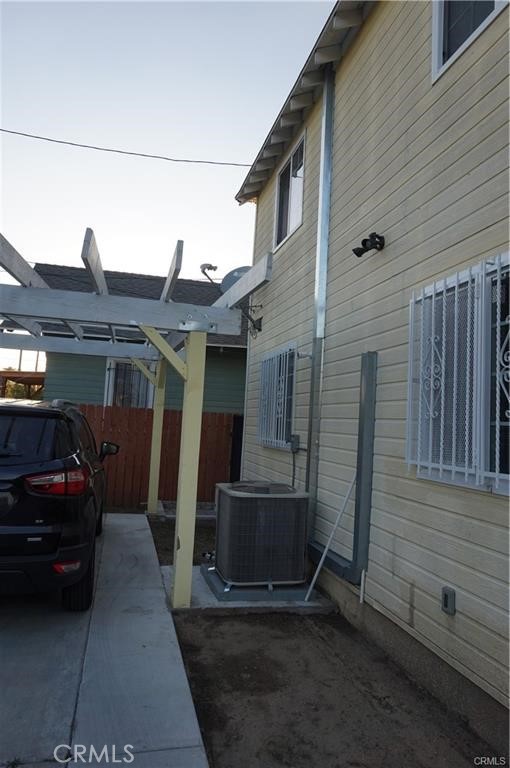 Detail Gallery Image 9 of 11 For 1770 1772 W 22nd St, Los Angeles,  CA 90007 - – Beds | – Baths