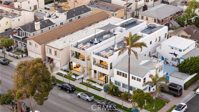 Detail Gallery Image 34 of 50 For 1313 Ocean Ave, Seal Beach,  CA 90740 - 3 Beds | 3/1 Baths