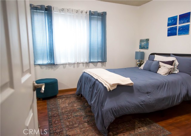 Detail Gallery Image 7 of 10 For 8554 Owensmouth Ave, Canoga Park,  CA 91304 - 3 Beds | 2 Baths