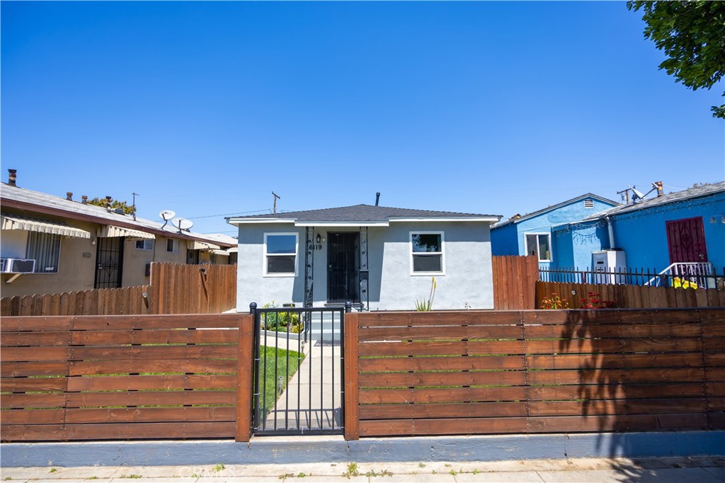 6119 Olympic, East Los Angeles, CA 90022