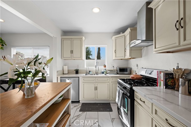 Detail Gallery Image 28 of 53 For 5979 Hereford, Los Angeles,  CA 90022 - 3 Beds | 2 Baths