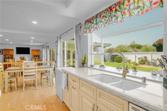 Detail Gallery Image 9 of 29 For 4387 Leatherwood Ct, Camarillo,  CA 93012 - 4 Beds | 2/1 Baths