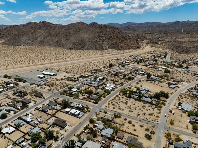 62008 Mountain View Circle, Joshua Tree CA: https://media.crmls.org/medias/1a5ade99-47b5-41dc-848e-060b3c07fc9a.jpg