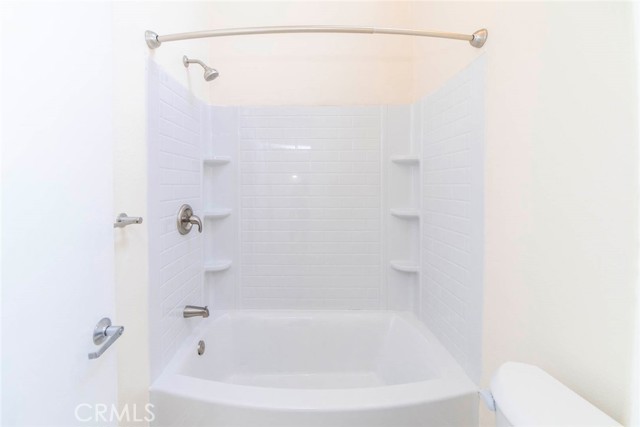 4436 Sandburg Way, Irvine CA: https://media.crmls.org/medias/1a5af87e-f4e7-4525-9be2-c376edfdf06b.jpg