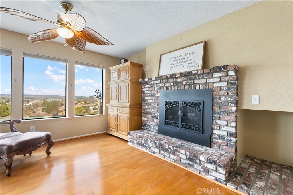 940 Walnut Drive