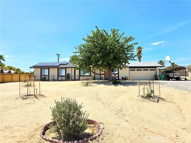 73971 Samarkand Drive, 29 Palms CA: https://media.crmls.org/medias/1a5cdd97-5ca8-4b96-accb-68d8cc479eeb.jpg