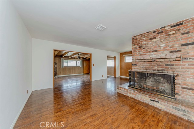 7236 Hellman Avenue, Rancho Cucamonga CA: https://media.crmls.org/medias/1a5d931f-020b-41ea-ae56-537fee87c8a2.jpg