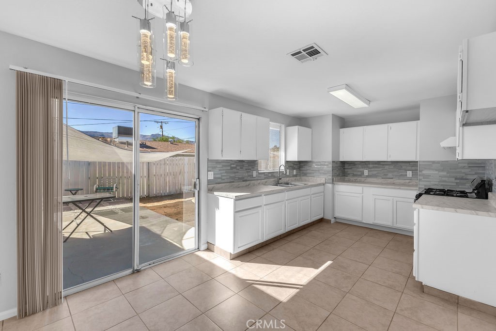 MLS #DW25244054 image #12