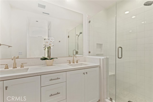 Detail Gallery Image 25 of 54 For 67 Sanctuary Ln, Mission Viejo,  CA 92692 - 3 Beds | 3/1 Baths