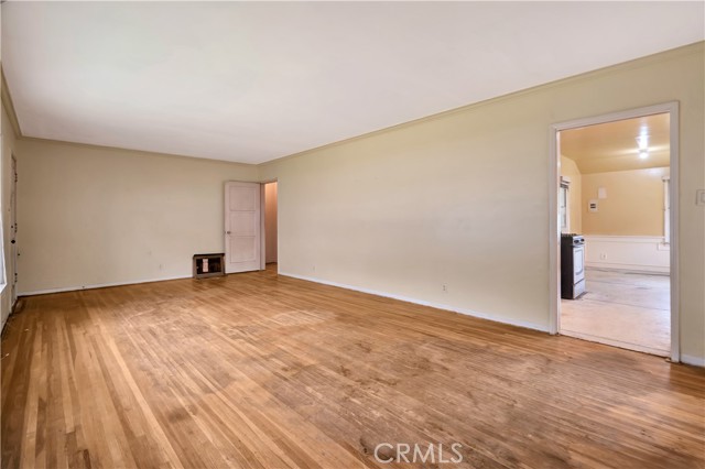 Detail Gallery Image 8 of 26 For 501 S Lake St, Burbank,  CA 91502 - 2 Beds | 1 Baths