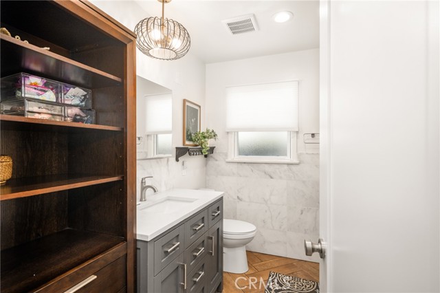 Detail Gallery Image 31 of 43 For 1840 Elmfield Ave, Long Beach,  CA 90815 - 3 Beds | 1/1 Baths