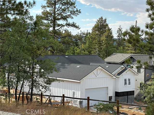 Detail Gallery Image 1 of 21 For 870 Pine Meadow Ct, Big Bear Lake,  CA 92315 - 3 Beds | 3/1 Baths