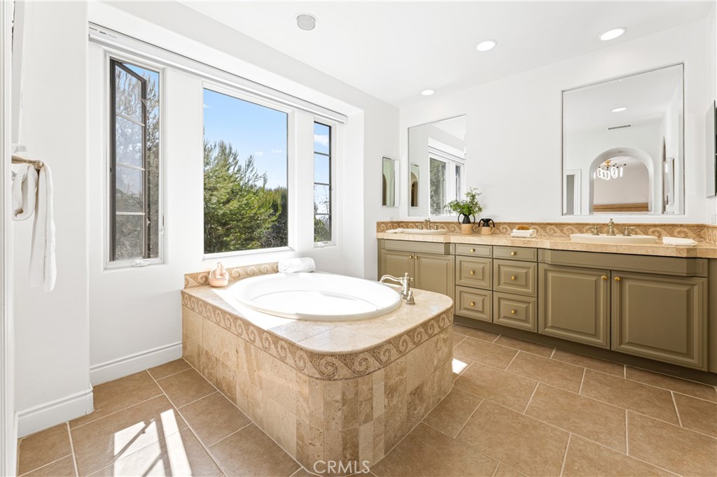 MLS #OC26144719 image #43