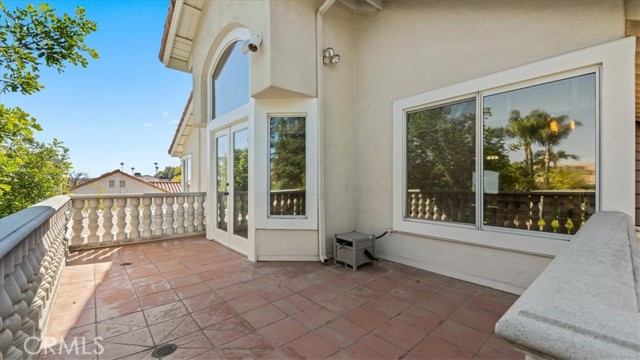 Image 40 of 62 For 2162 Euclid Avenue