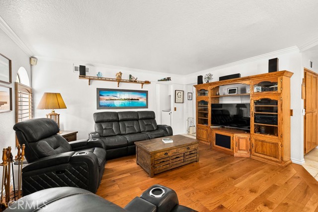 Detail Gallery Image 13 of 50 For 24711 Monte Royale, Laguna Hills,  CA 92653 - 4 Beds | 2/1 Baths