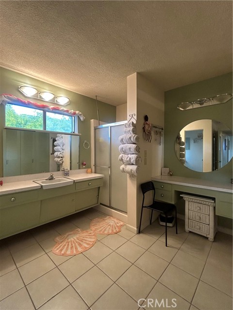 28291 Vista Del Valle, Hemet CA: https://media.crmls.org/medias/1a60b6a1-c05e-41dd-b979-d4252133cf8f.jpg