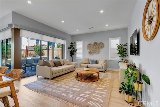 185 Plum Lily, Irvine CA: https://media.crmls.org/medias/1a6229cf-df80-469b-b2e9-3ce4eeff8d59.jpg
