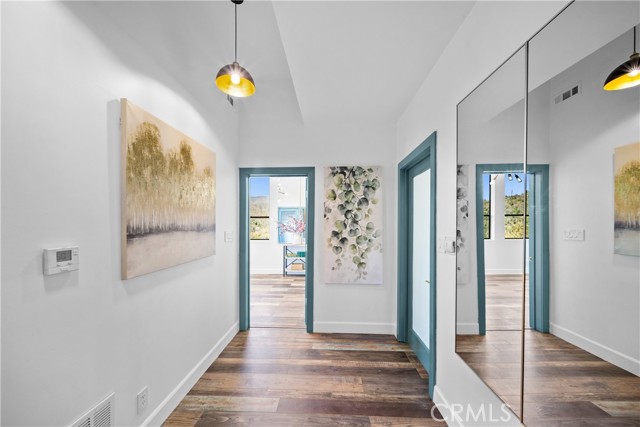 791 Cypress Road, Cedar Glen CA: https://media.crmls.org/medias/1a627a9e-3f68-498f-8c72-42ca633b2d53.jpg