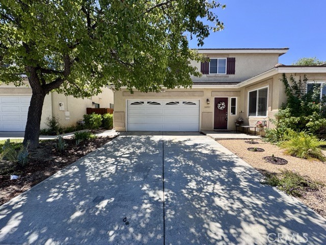 30997 Oakhill Drive