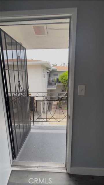 1036 S Normandie Avenue, Los Angeles CA: https://media.crmls.org/medias/1a63dbe1-0f5e-4619-b249-05b3334b2857.jpg