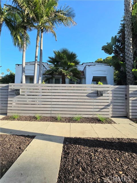 Detail Gallery Image 20 of 20 For 908 Victoria Ave, Venice,  CA 90291 - 1 Beds | 1 Baths