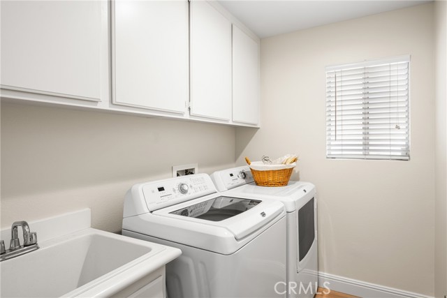 14 Celonova Place, Lake Forest CA: https://media.crmls.org/medias/1a64cbfe-0d69-4288-86a5-4a872ee94e23.jpg