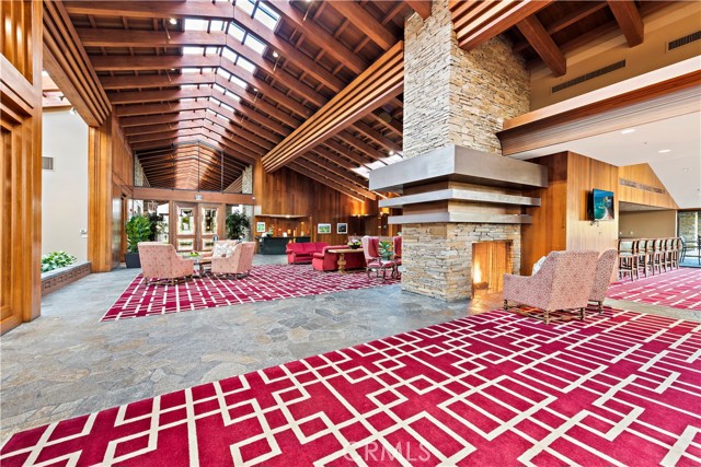 18 Beaconsfield, Rancho Santa Margarita CA: https://media.crmls.org/medias/1a64f42c-c5c1-4445-80a5-933f191005a3.jpg