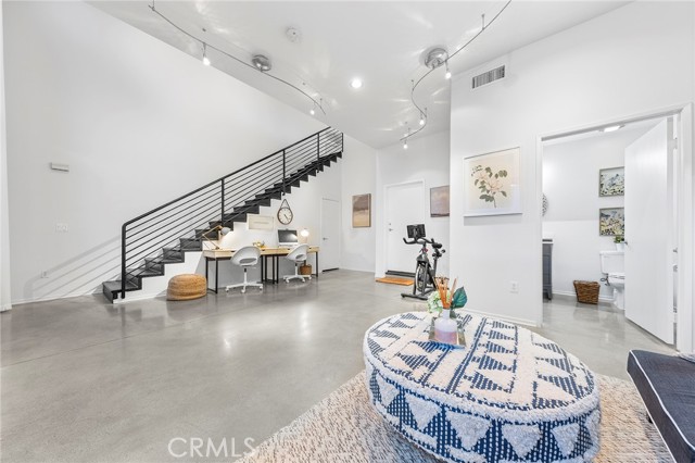 Detail Gallery Image 16 of 47 For 210 N Spurgeon St, Santa Ana,  CA 92701 - 1 Beds | 1/1 Baths