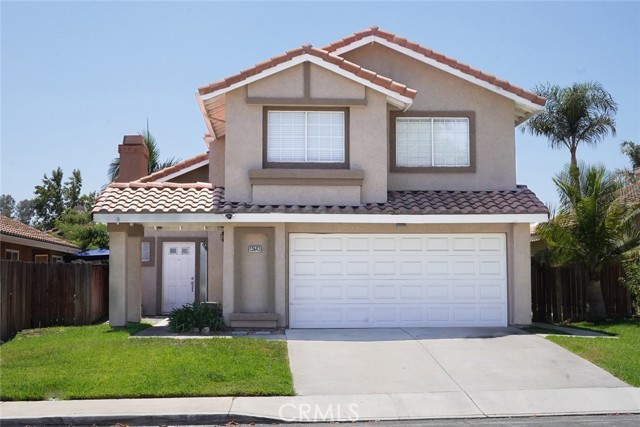 Detail Gallery Image 1 of 18 For 13643 Cabrillo Court, Fontana,  CA 92336 - 4 Beds | 2/1 Baths