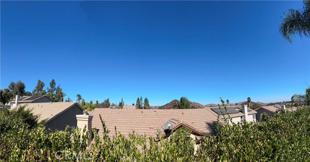 Detail Gallery Image 3 of 8 For 806 El Dorado Ct, Lake Elsinore,  CA 92530 - 4 Beds | 2/1 Baths