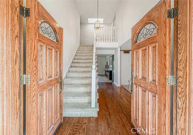 27014 Helmond Drive, Calabasas CA: https://media.crmls.org/medias/1a6676bd-1a6b-4887-b17e-7dc56615b0b3.jpg