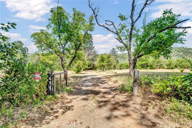 Detail Gallery Image 2 of 38 For 22550 Shady Grove Rd, Middletown,  CA 95461 - 2 Beds | 1 Baths