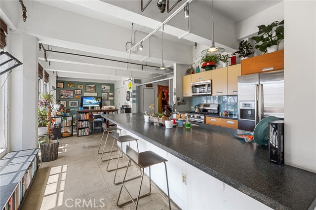 Detail Gallery Image 13 of 37 For 746 S Los Angeles St #906,  Los Angeles,  CA 90014 - 1 Beds | 1 Baths