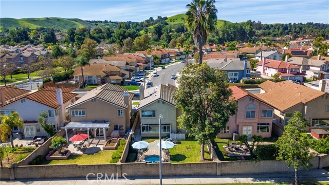 Detail Gallery Image 40 of 45 For 14377 Autumn Hill, Chino Hills,  CA 91709 - 4 Beds | 2/1 Baths