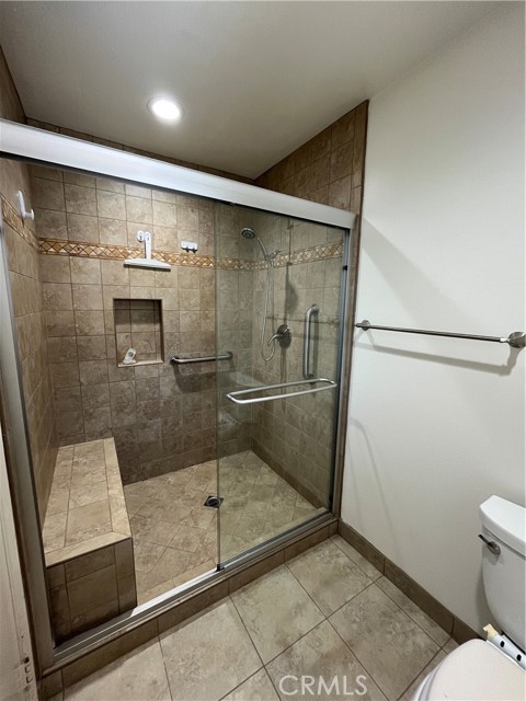 Detail Gallery Image 13 of 23 For 3804 Mainsail Cir, Westlake Village,  CA 91361 - 4 Beds | 2/1 Baths