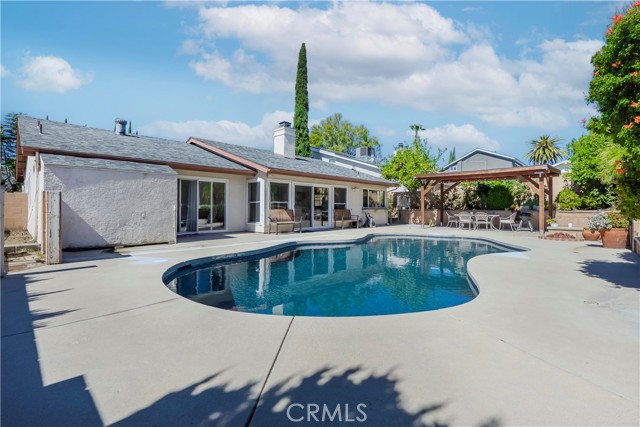 Detail Gallery Image 27 of 47 For 10116 Viking, Northridge,  CA 91324 - 3 Beds | 2 Baths