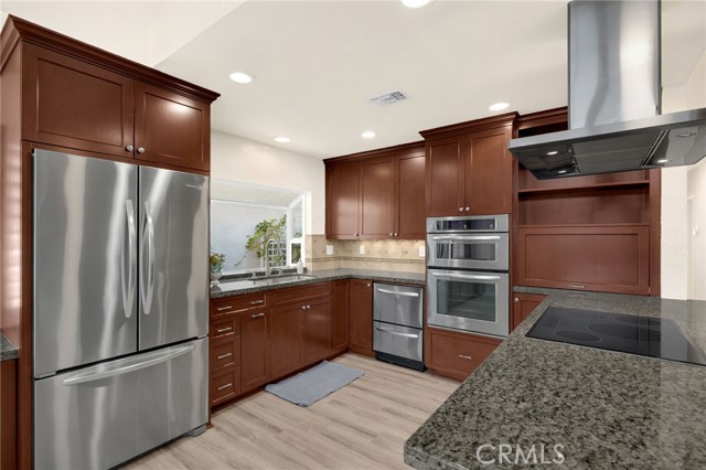 Detail Gallery Image 13 of 55 For 4 Coralwind, Aliso Viejo,  CA 92656 - 3 Beds | 2 Baths