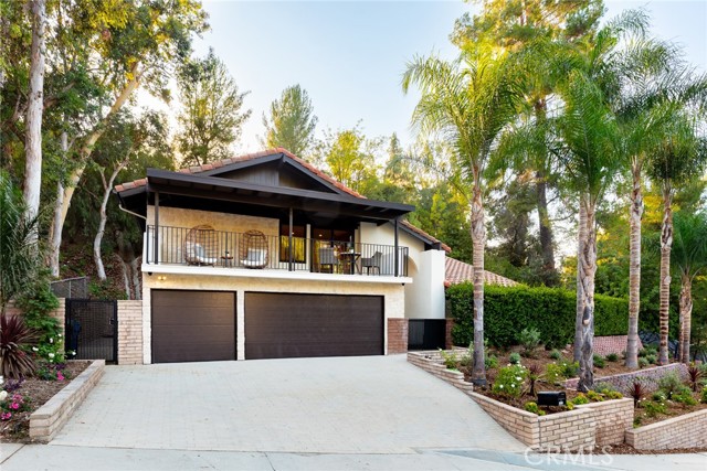 4885 Winnetka Avenue, Woodland Hills CA: https://media.crmls.org/medias/1a67d7c4-cf2c-4f0a-90e0-23f0da1cf0ff.jpg