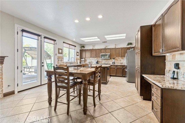 3582 Cedar Ridge Lane, Corona CA: https://media.crmls.org/medias/1a690d60-df32-427b-85c0-767cfdfefb65.jpg